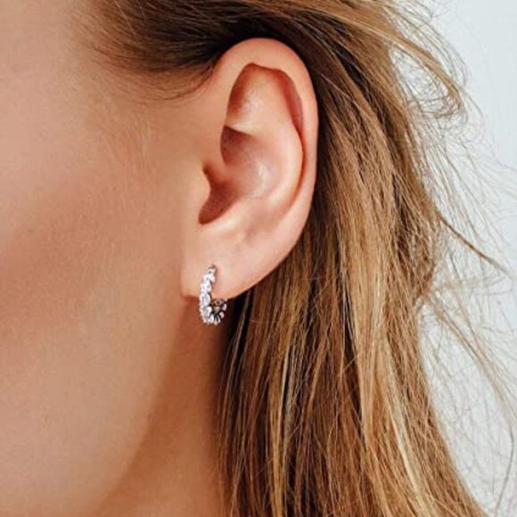 925 Sterling Silver Plated Beautiful Circle Hoop Earrings for WomenEVGG1040 - Picture 3 of 3